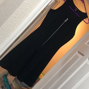 Alfa I Black slim dress